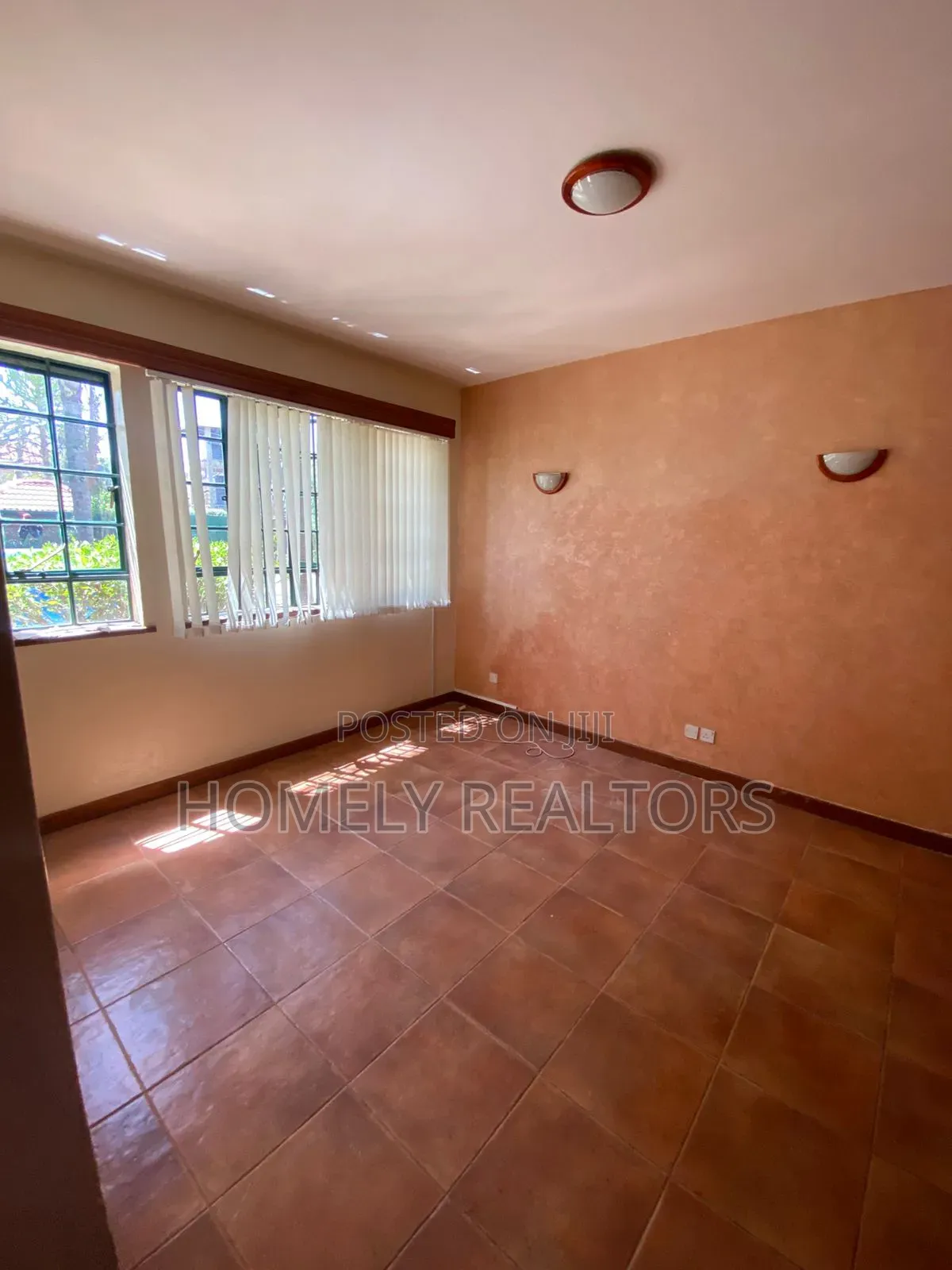 4bdrm Maisonette in Karen, Nairobi for rent