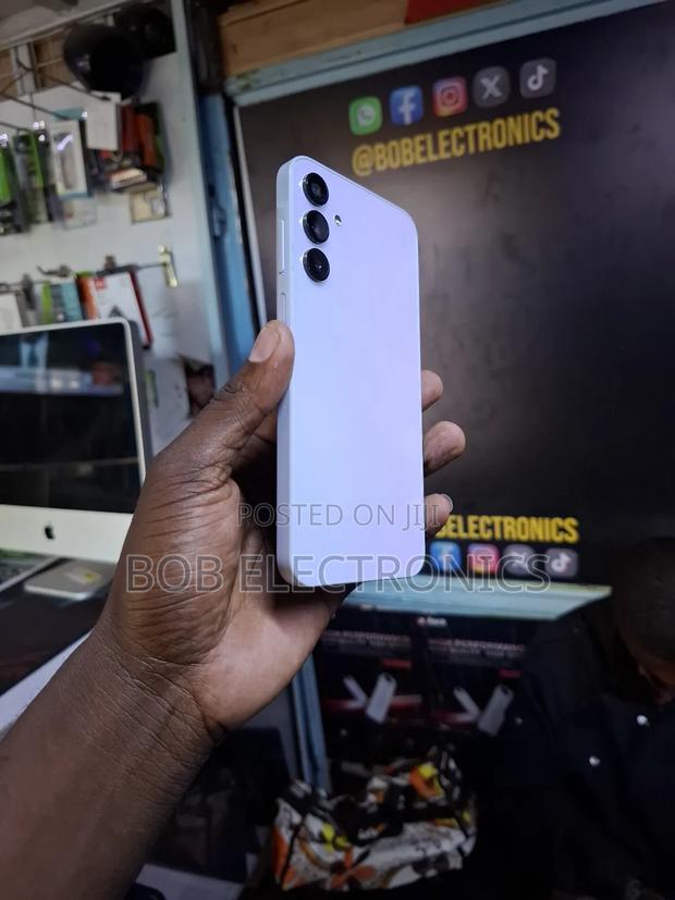 Samsung Galaxy A15 128 GB Blue - thumbnail 3