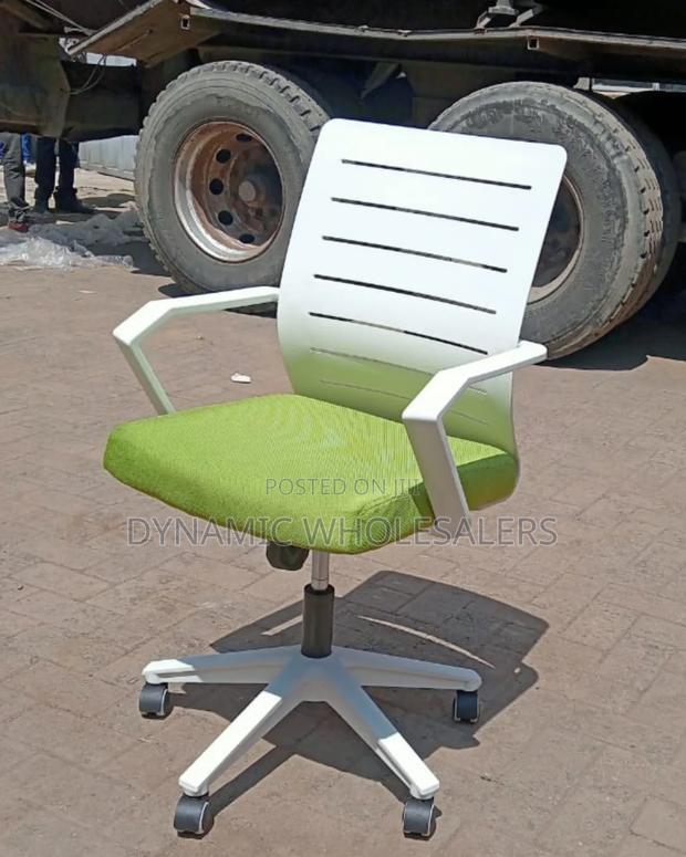 Ergonamic Mesh Secretarial Office Chair - main view