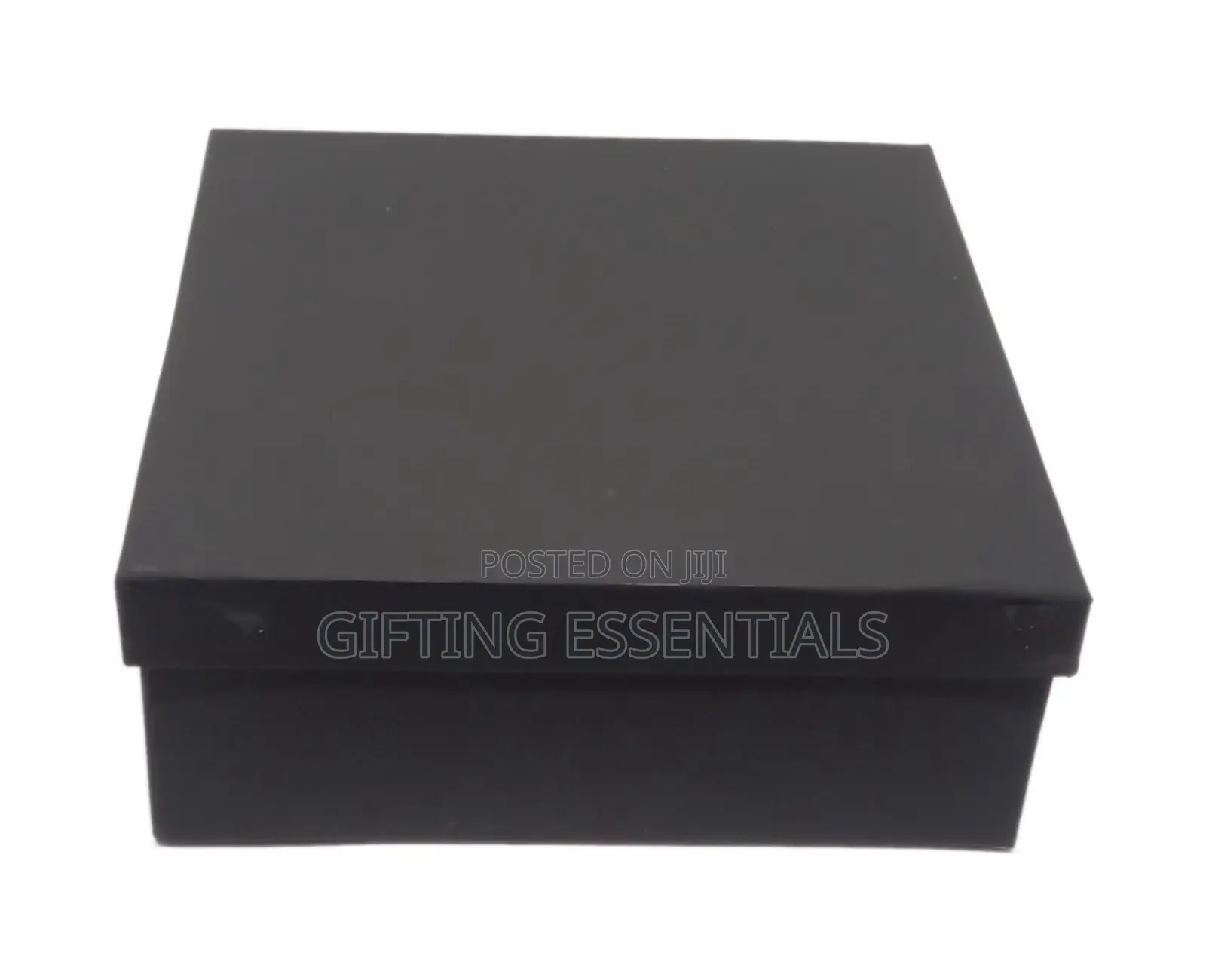 Square Giftboxes With Shredded Paper | Size 9" X 9" X 3.5"