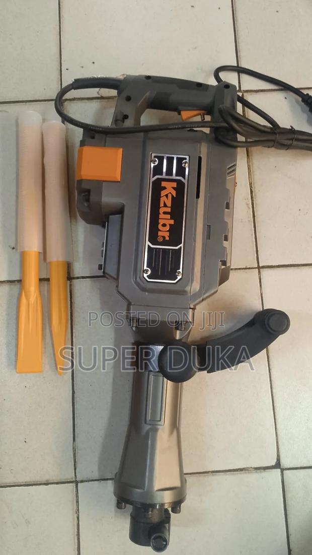 Kzubr 1700w Demolition Hammer.