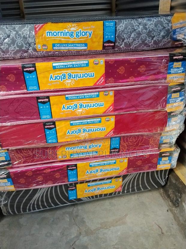 Comfortable 4x6x6 Plain Foam Mattress