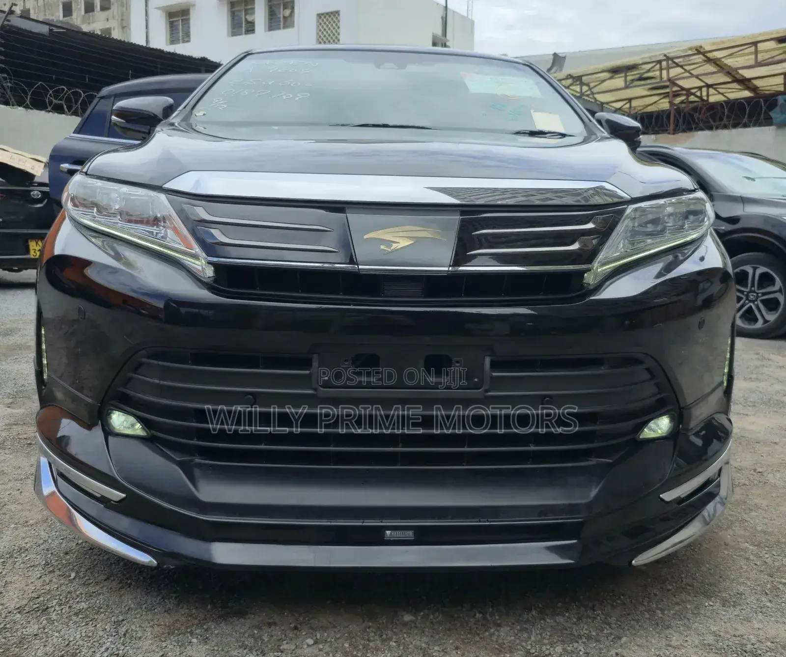 Toyota Harrier 2.0 2019 Black