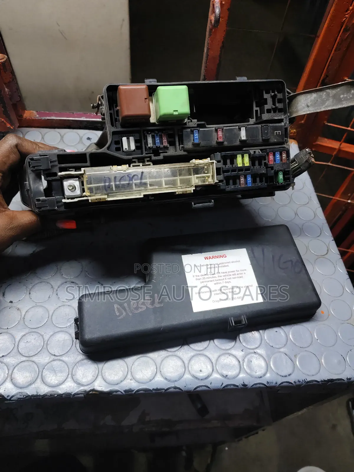 Toyota Hillux Vigo Diesel Fusebox.