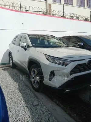 Toyota RAV4 2020 White