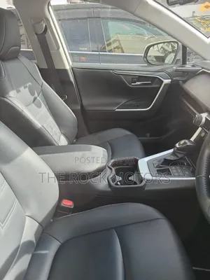 Toyota RAV4 2020 White