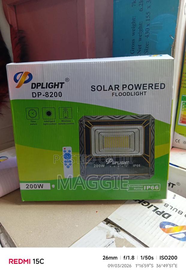 Dplight Dp-8200 Solar Powered Floodlight