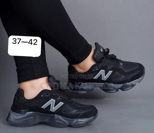New Balance Sneakers - main view