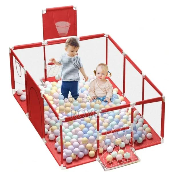 Play Pen With 30 Balls - thumbnail 3