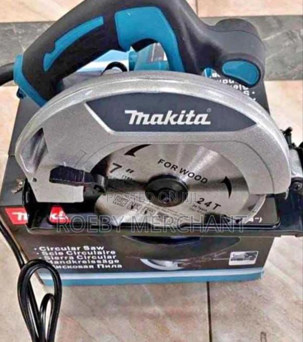 Makita Circular Saw/Electric Makita Circular Saw 1200 Watts