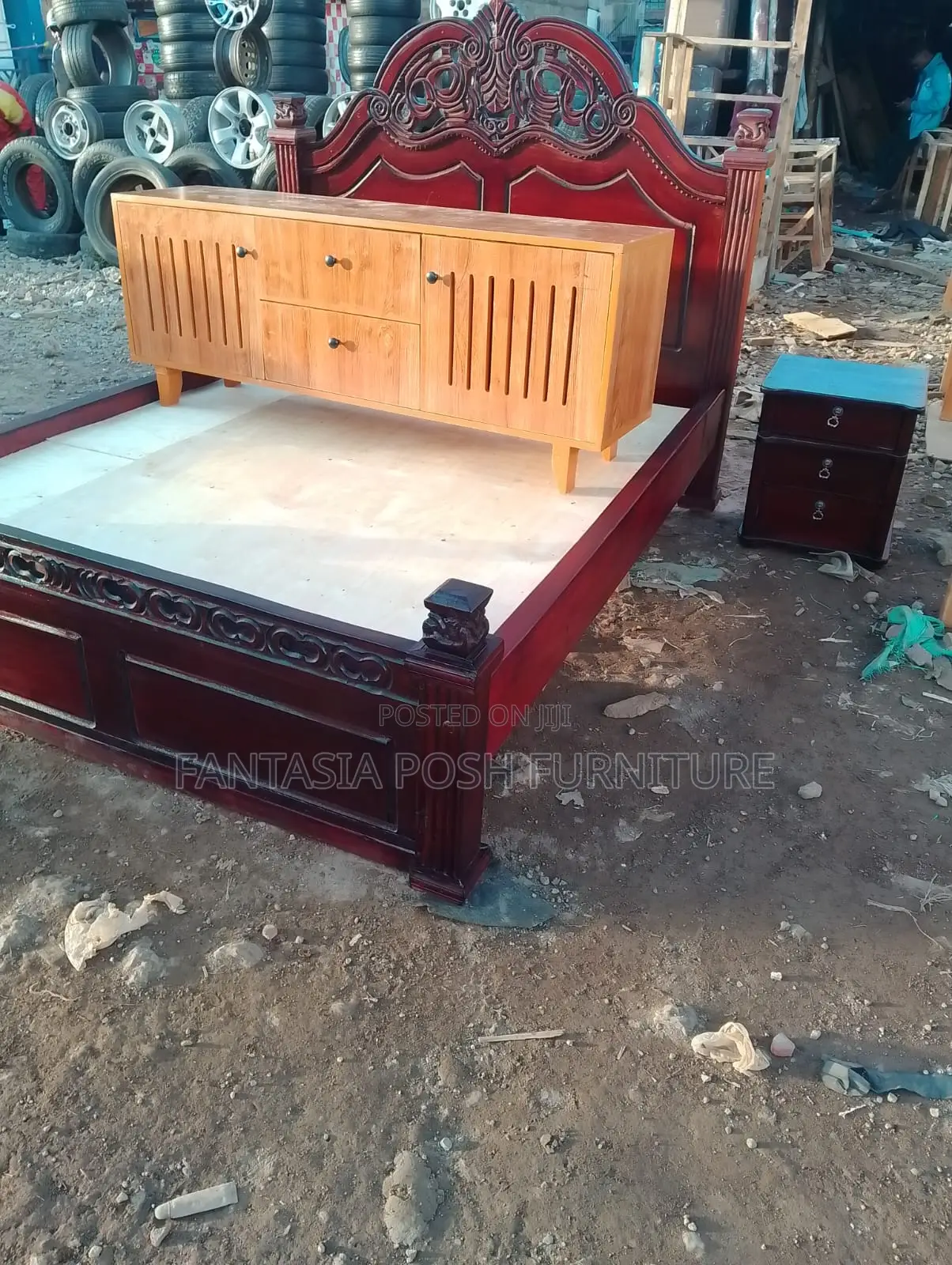 5x6 Bed + Tv Stand + 2 Storage Boxes - Free Delivery