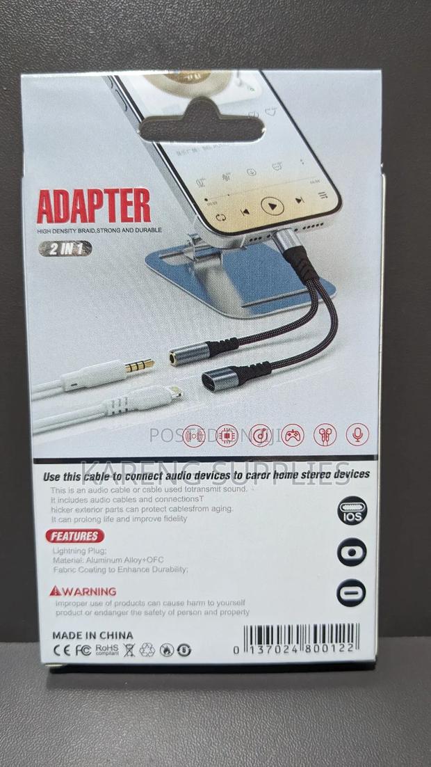 Lightning to Lightning and 3.5mm Adapter - thumbnail 3