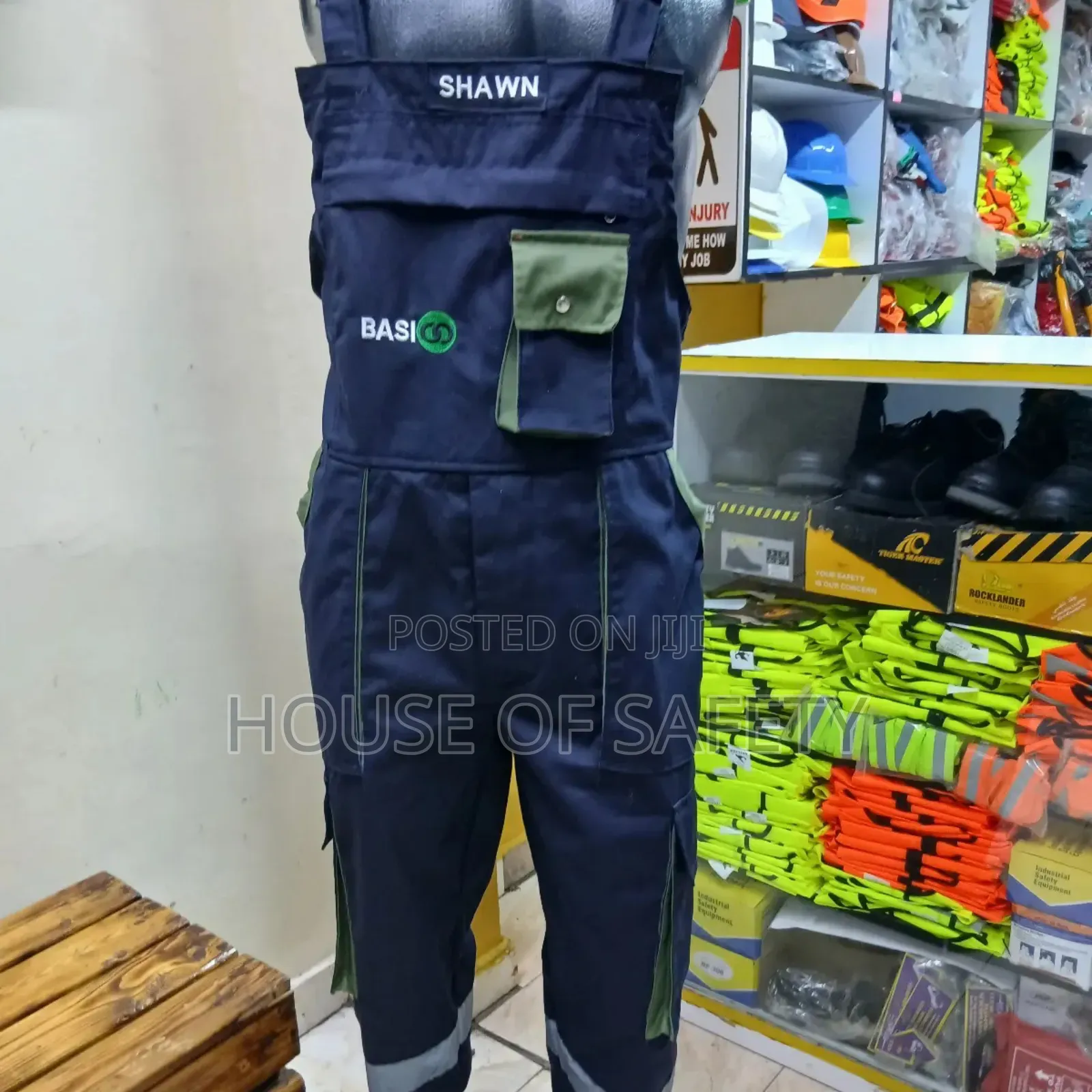 Dangaree With Connect Straps at the Back Straps