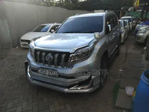 Toyota Land Cruiser Prado 2.7 i 2010 Silver