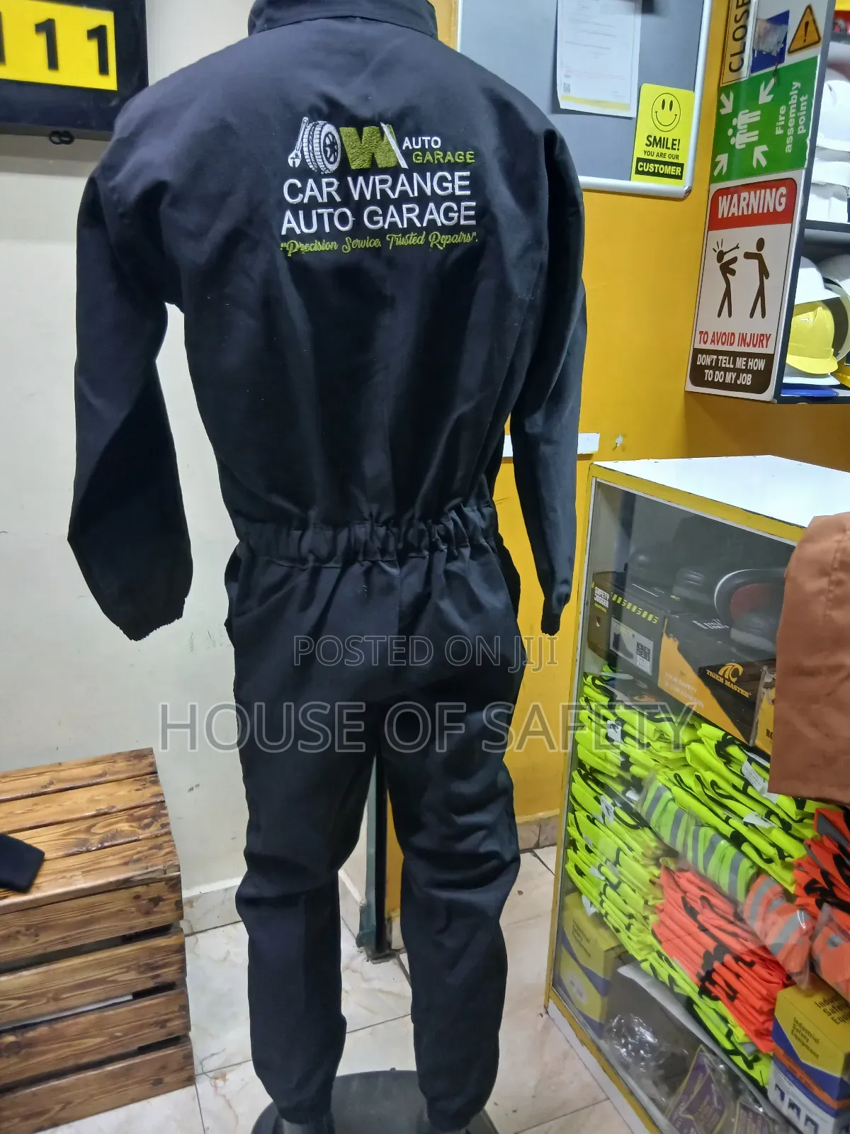 Windproof Plain Overall Material With Elastic at the Cuffs