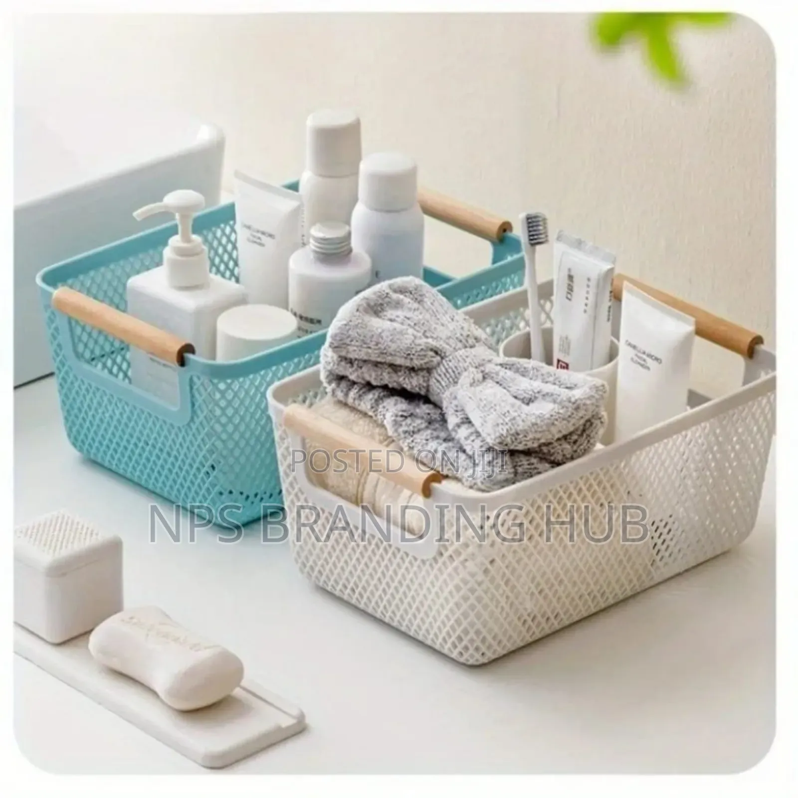 Large Plastic Storage Basket Size: *35*22.9*16.2cm Eh