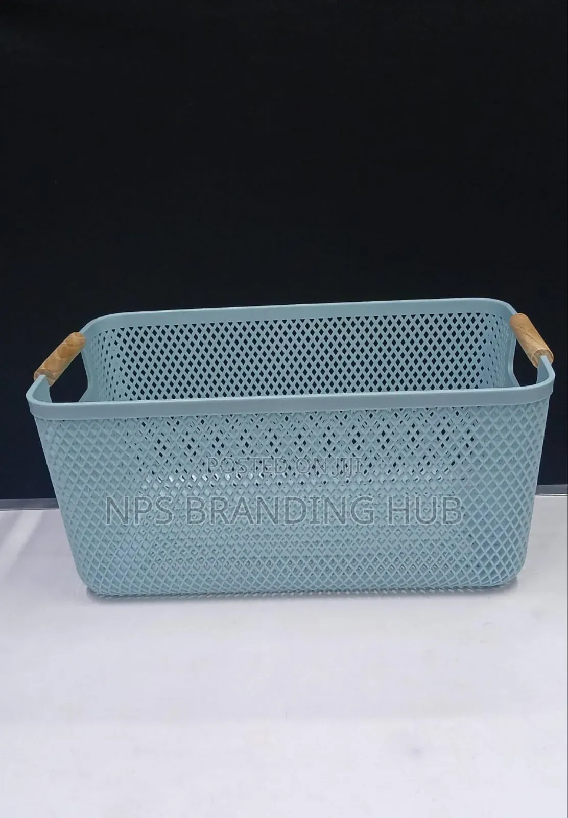 Large Plastic Storage Basket Size: *35*22.9*16.2cm Eh