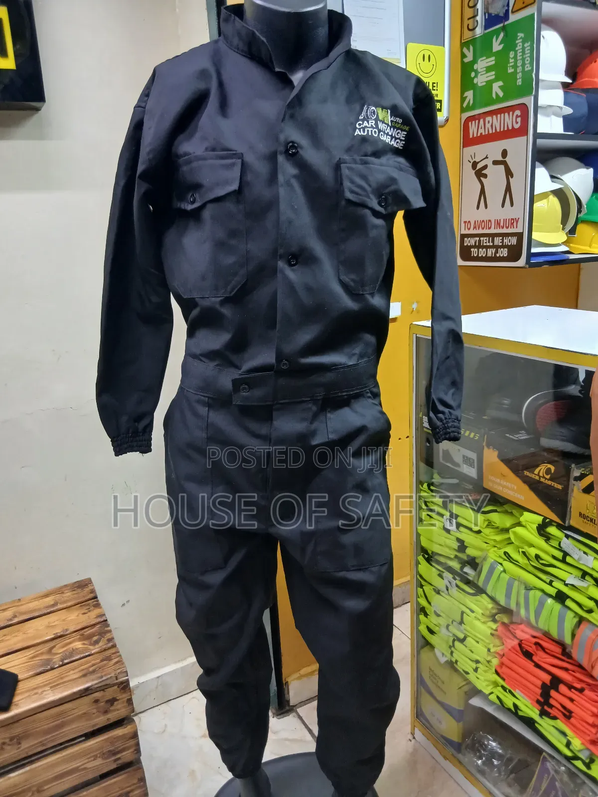 Black Maximum Overall