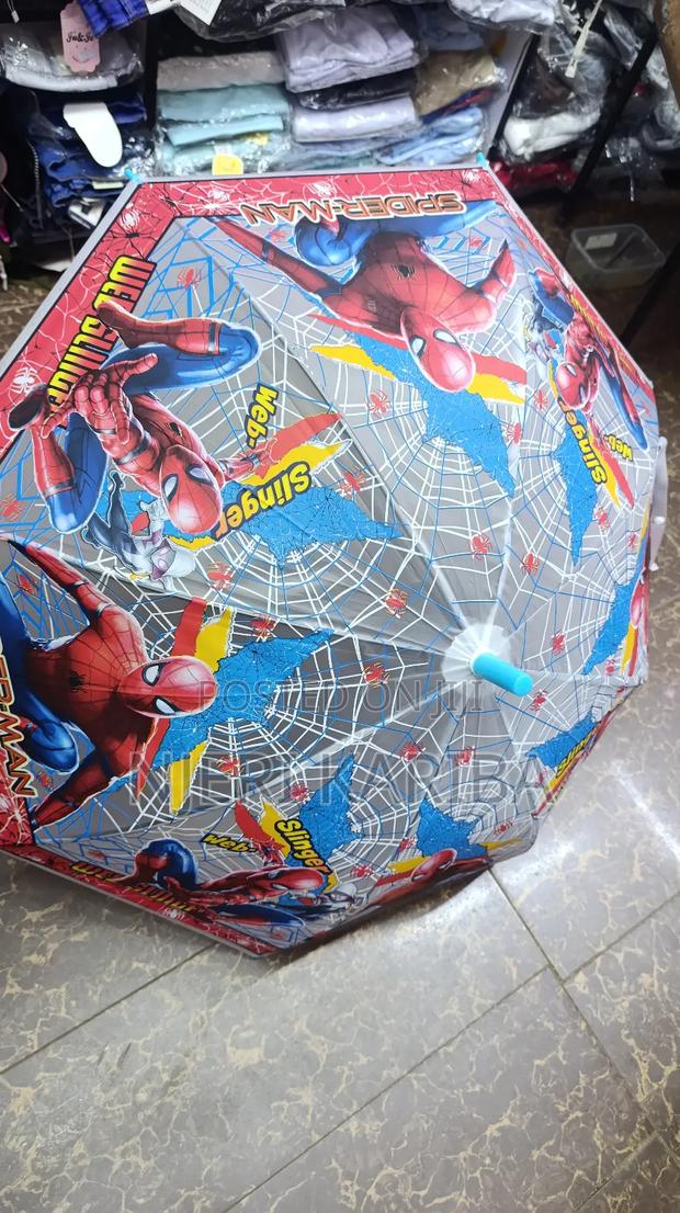 Kids Cartoon Themed Umbrellas - thumbnail 3