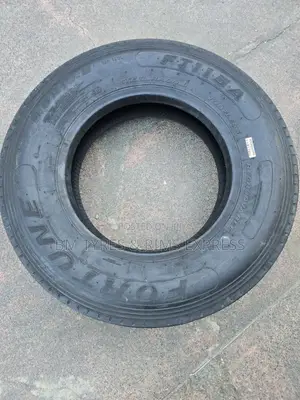 8.5 R17.5 Fortune Tyres (Highway)