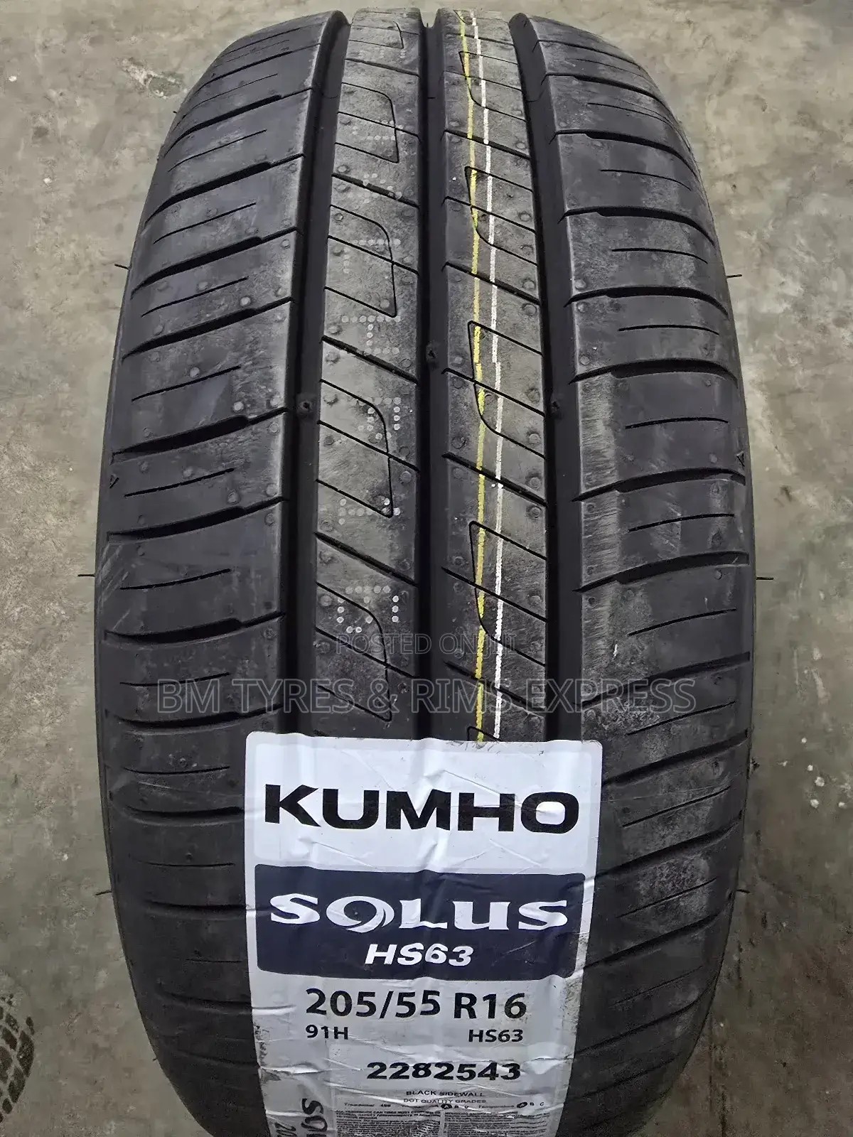 205 /55 R16 Khumo Tyres (Korea)