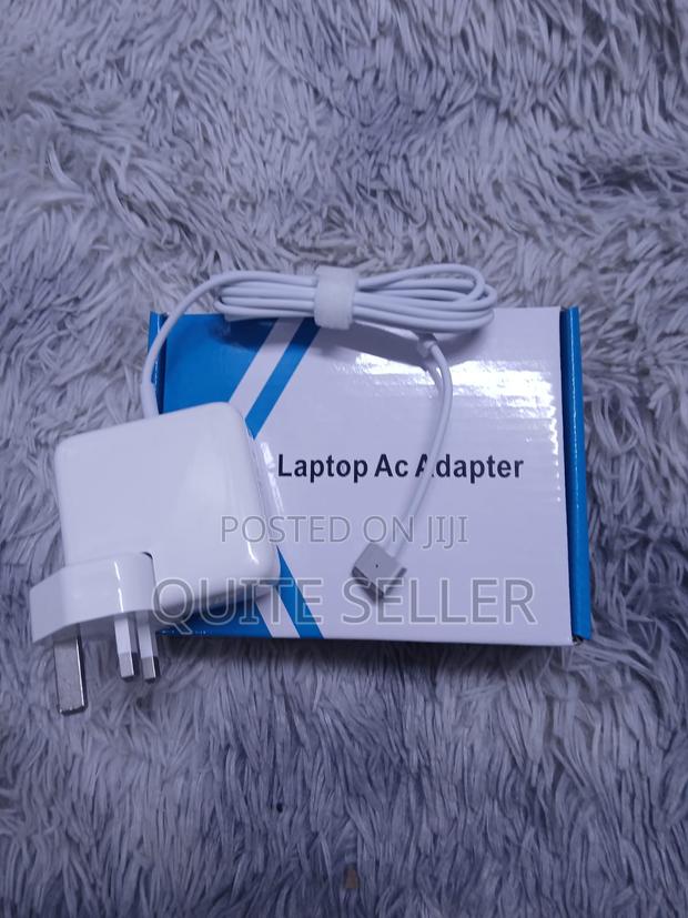 Fast Charging Laptop Charger 45watts Tshape
