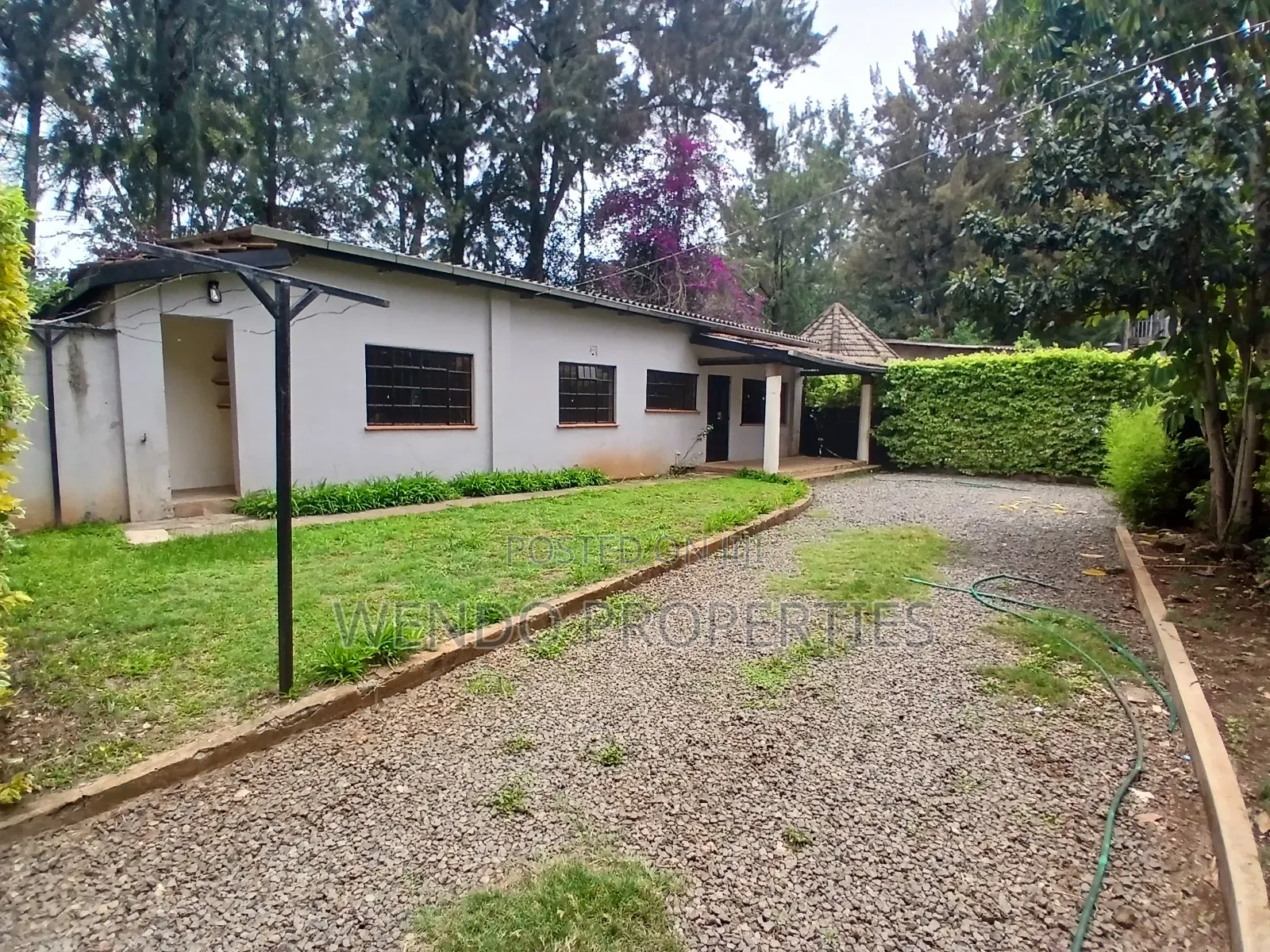2bdrm Bungalow in Karen C for rent