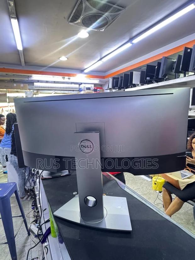 Dell Monitor - thumbnail 2