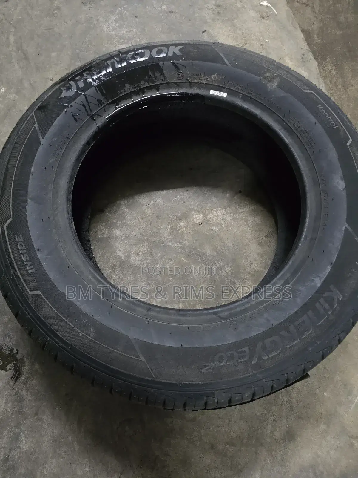 215 /65 R16 Hankhook Tyres (Highway)