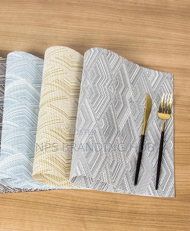 6pcs PVC Table Mat Eh