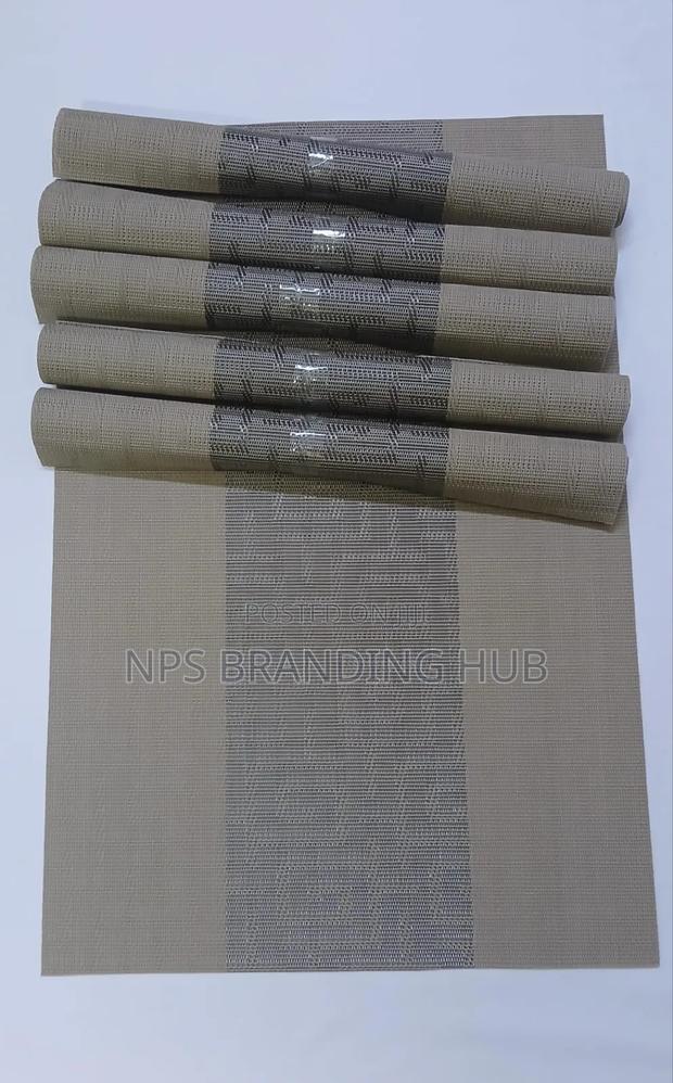 6pcs PVC Table Mats Eh - thumbnail 4