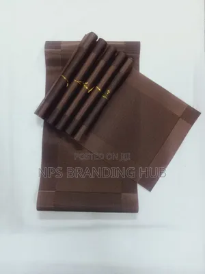 6pcs PVC Table Mats Plus One Table Runner(30*180cm) Eh