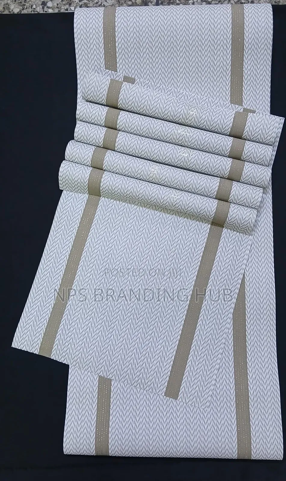 6pcs PVC Table Mats Plus One Table Runner(30*180cm) Eh