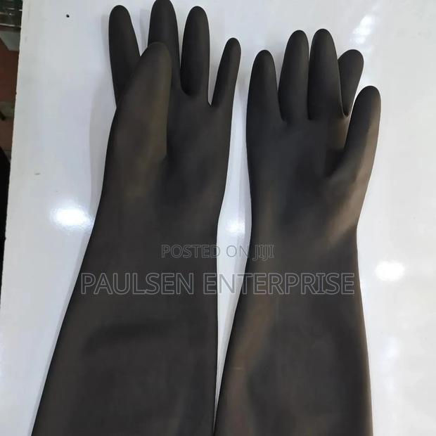 Industrial Rubber Gloves 18"