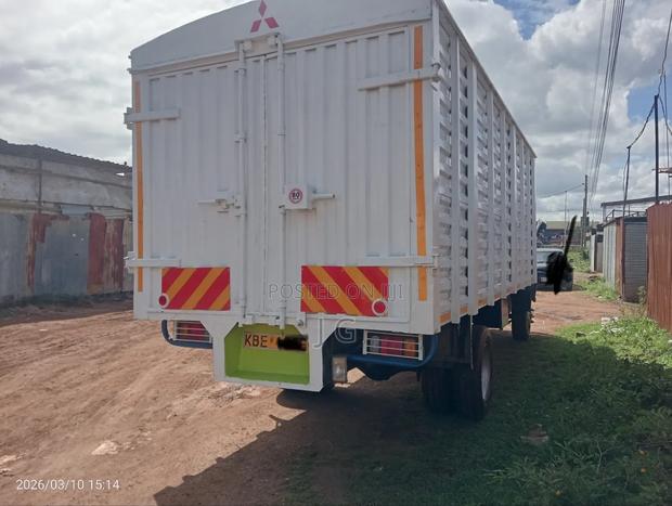 Mitsubishi Fh 215 Local - thumbnail 2