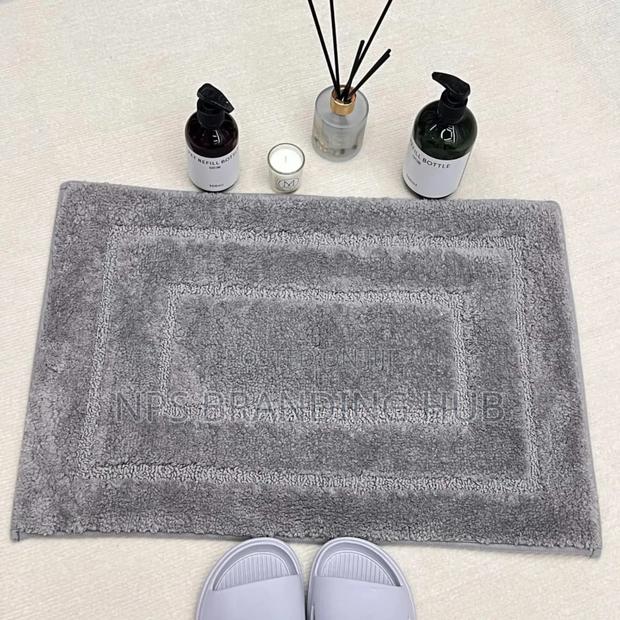 1pc Absorbent Bathroom Mat Size: 50*80cm Eh - thumbnail 2