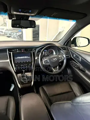 Toyota Harrier 2019 Black