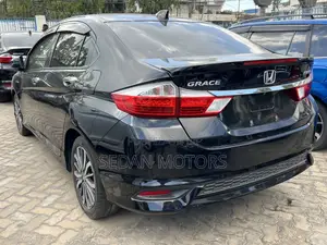 Honda Grace 2020 Black