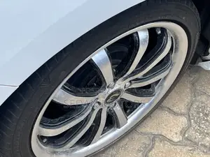 Honda Grace 2019 White
