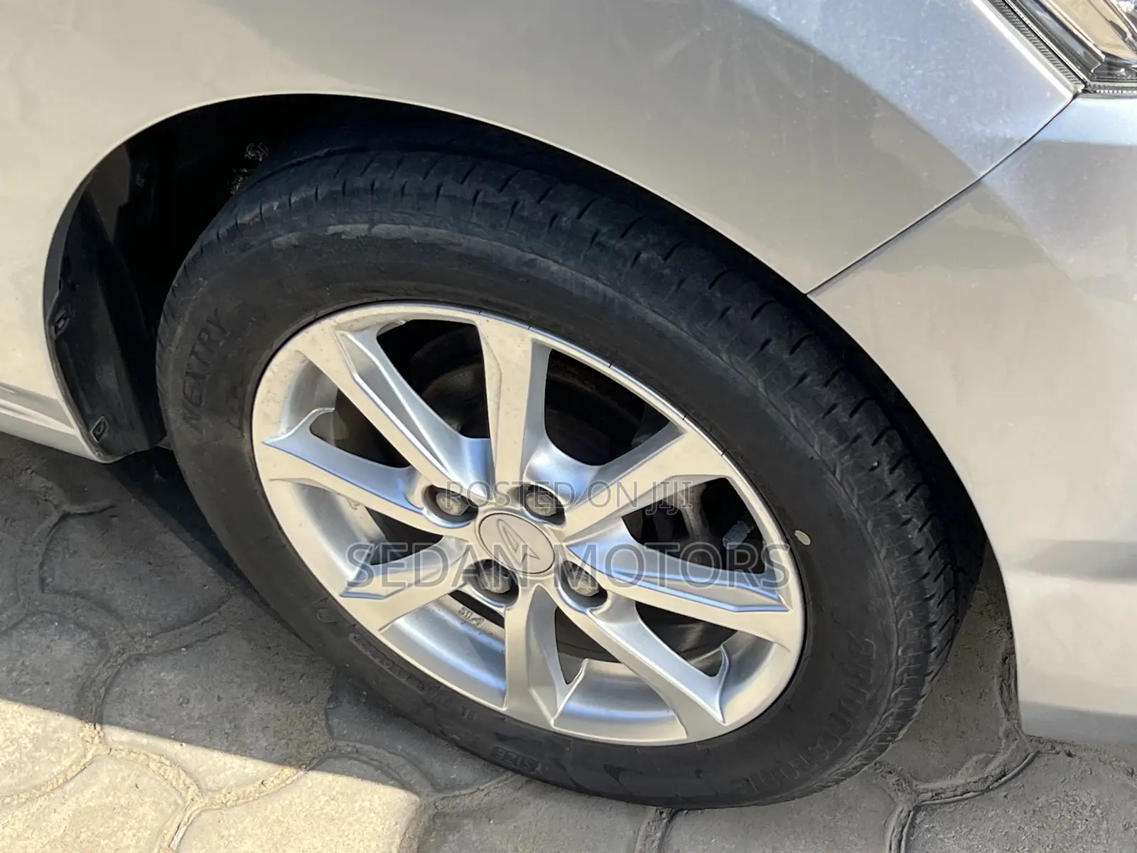 Daihatsu Mira 2019 Silver