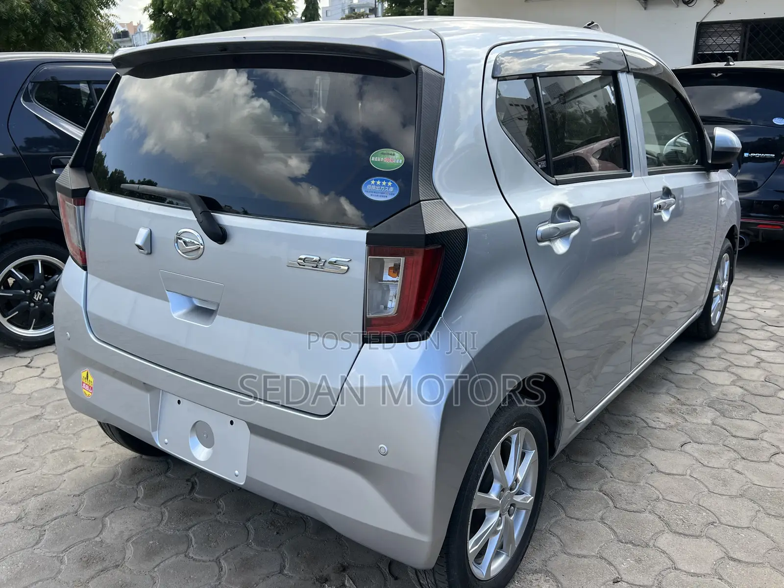 Daihatsu Mira 2019 Silver