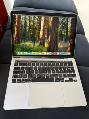 Laptop Apple MacBook Pro 2020 16GB Intel Core i7 SSD 512GB