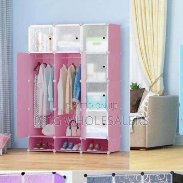 3‐Column Portable Plastic Wardrobe in Various Colours