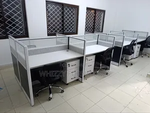 Strong 4people Working Station