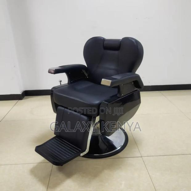 Barber/Salon Adjustable Seat/Chair - main view