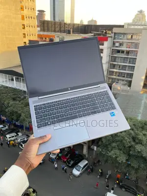 Laptop HP ZBook Firefly G8 16GB Intel Core i7 SSD 512GB