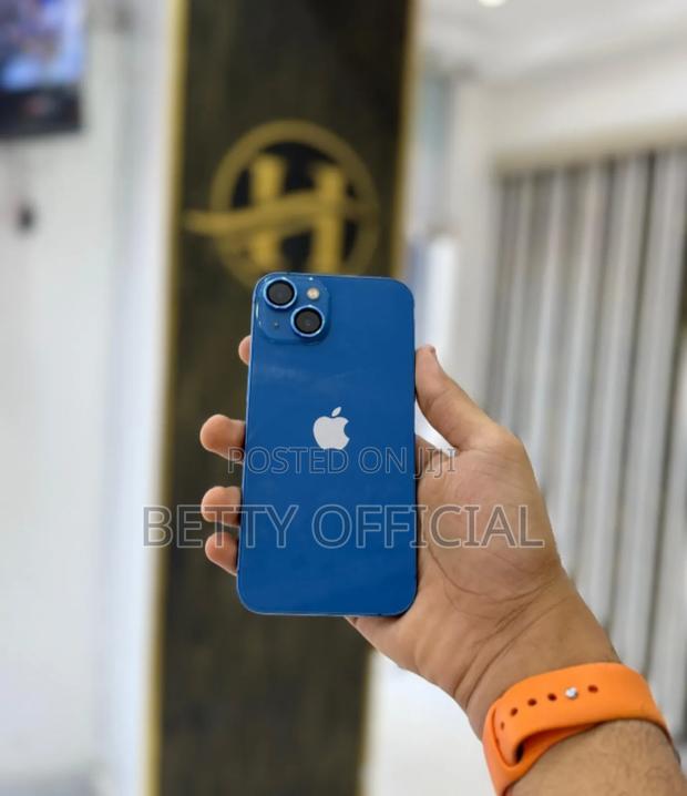 Apple iPhone 13 256 GB Blue - thumbnail 2