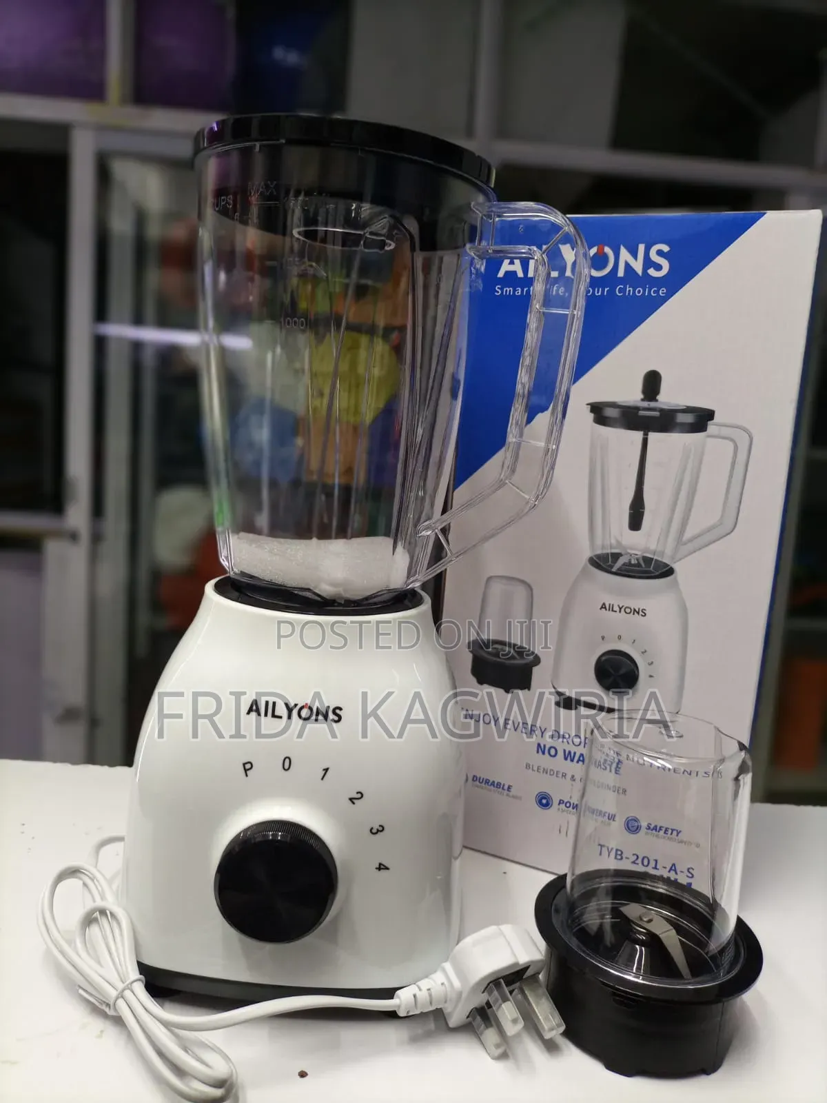 Ailyons Blender 1.5 Jug Capacity