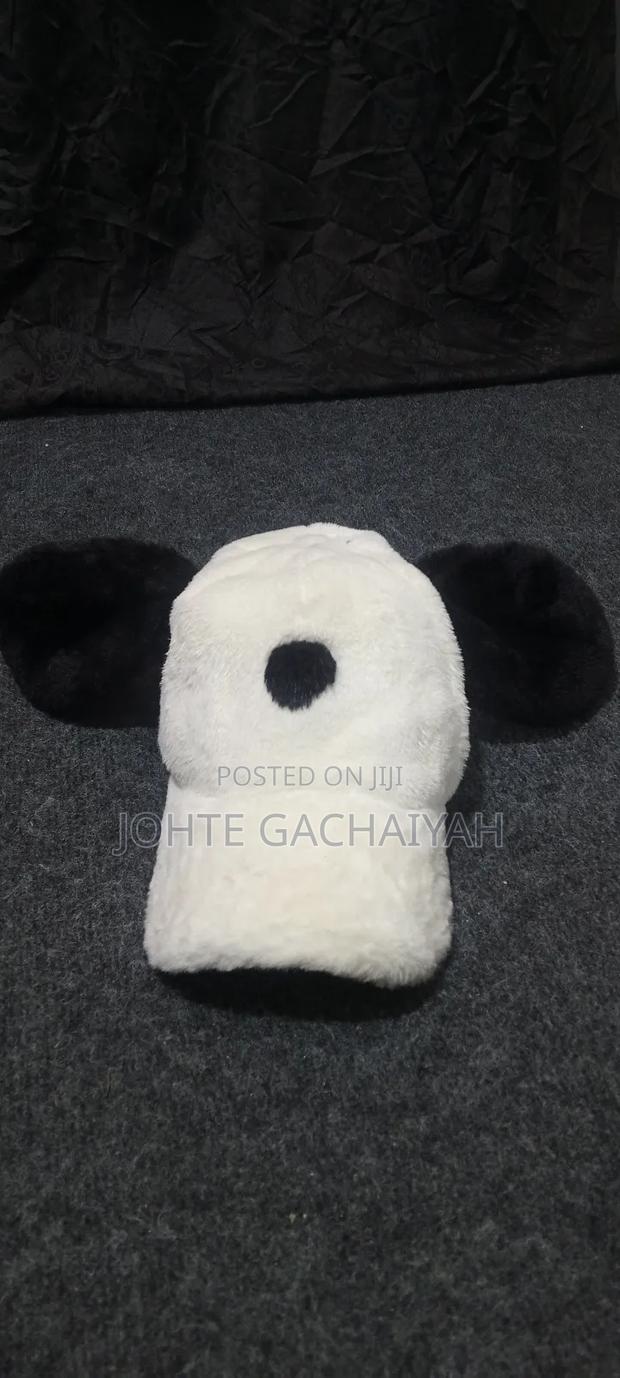 White Unique Caps - main view