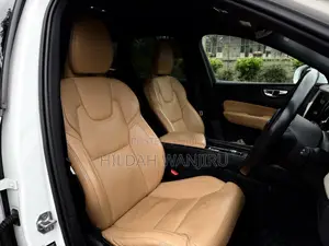 Volvo XC60 2020 White
